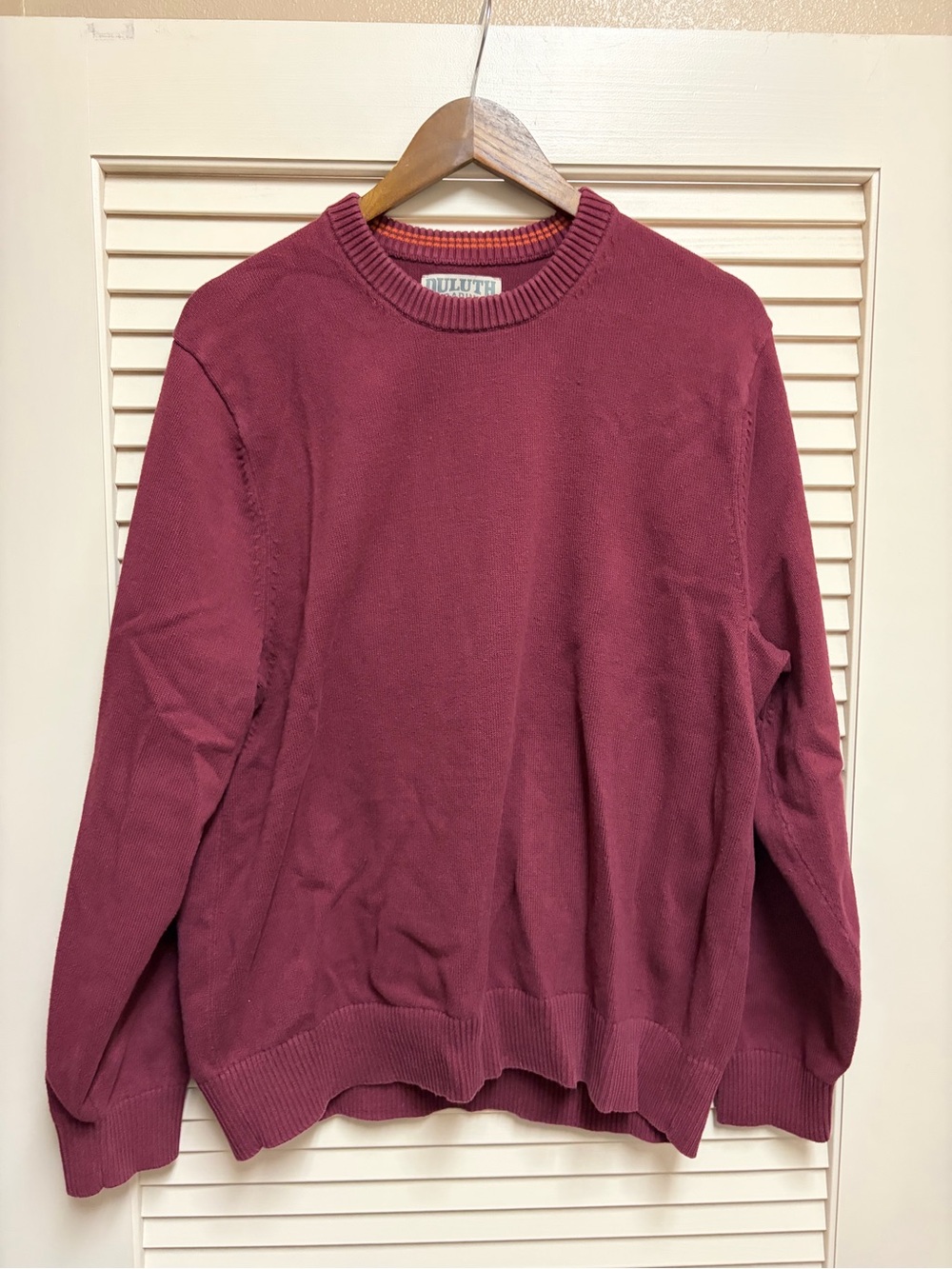 Duluth Trading Co Mens L Burgundy Crewneck Sweater Cotton Nylon Knit Pullover